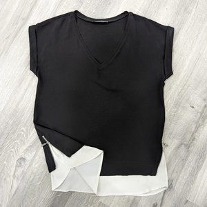 Black/White Boxy Tunic with Zipper Embellishment
